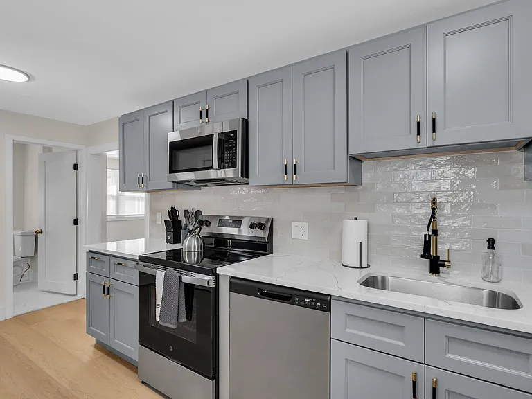 113 E Rio Grande Ave #1 — Photo 8