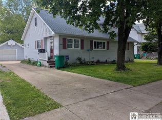 124 Woodward Ave, Springville, NY 14141