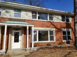 8333 Delmar Blvd APT 2E, Saint Louis, MO 63124