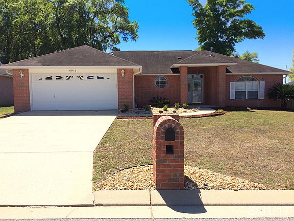 Smoke Free, 3/2.5/2 Lawn Care Included