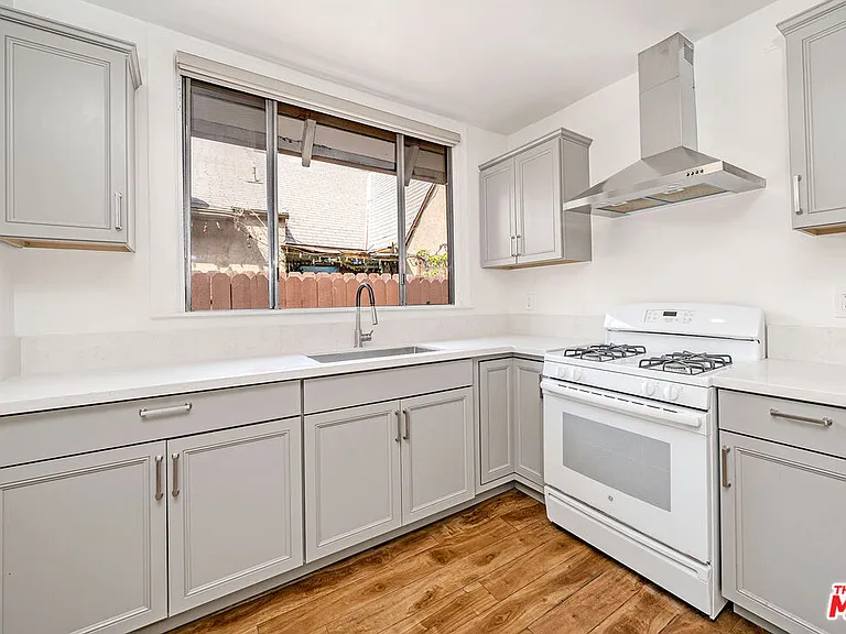 5430 Monroe St #1/2 — Photo 11
