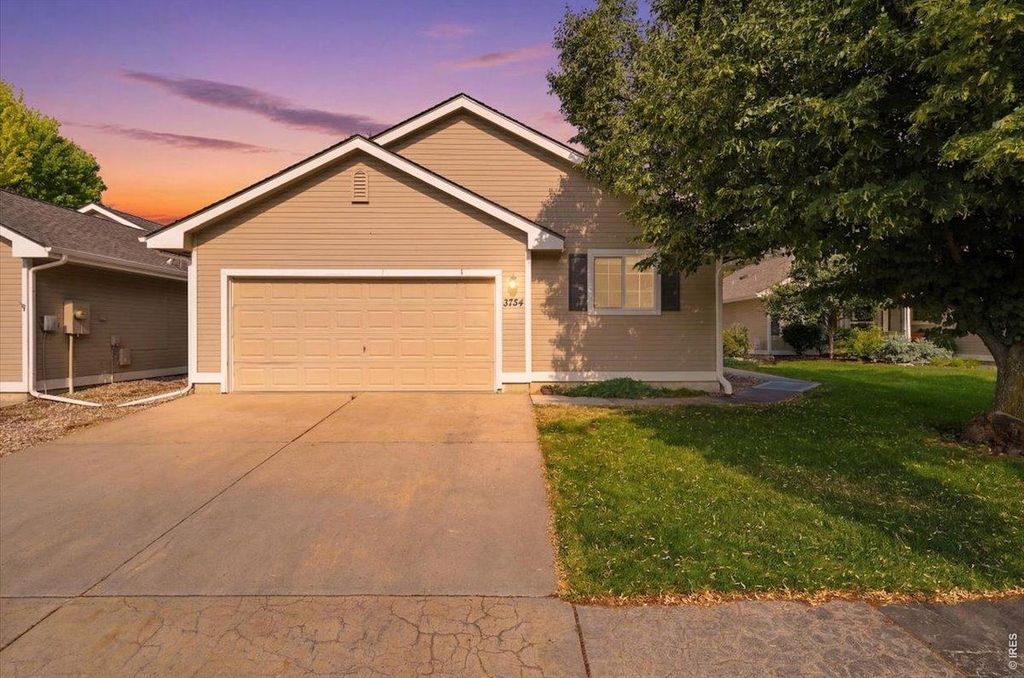 3754 Carrington Cir