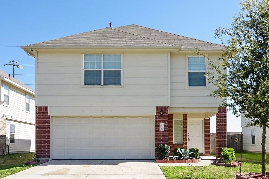 1st image of 19223 Sandelford Dr