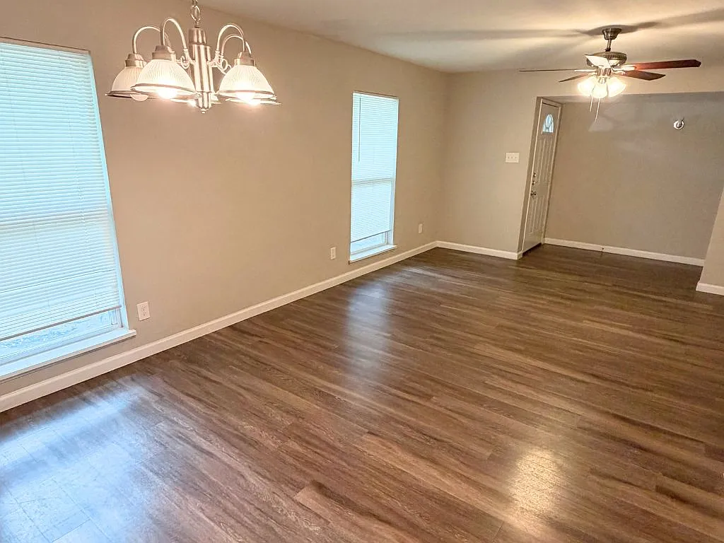 1914 Chisholm Trl. Grand Prairie, TX 75052 — Photo 2