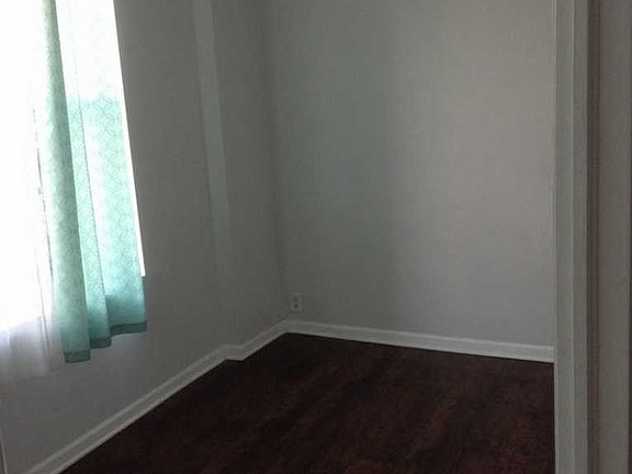 5th image of 845 N Avers Ave #2