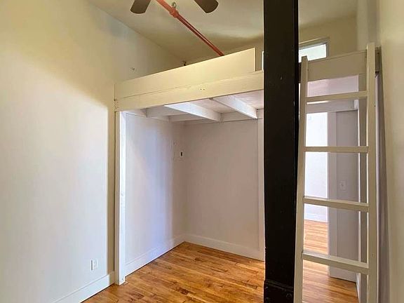 5th image of 248 McKibbin St #2NP