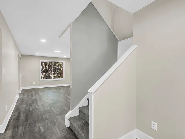 9459 Central Park Blvd — Photo 10