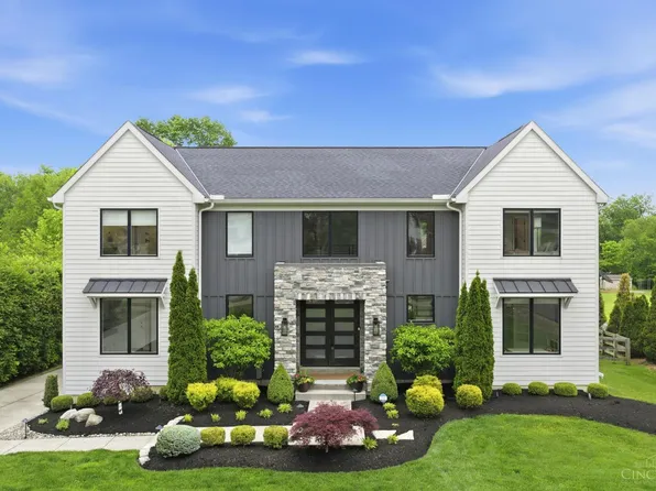 9932 Zig Zag Rd, Cincinnati, OH 45242