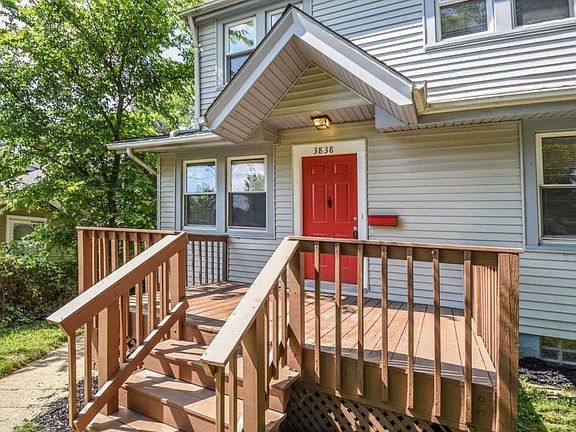 4th image of 3838 Iona Ave