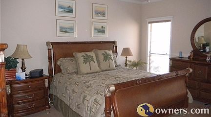 MBR from fireplace to Kingsize sleigh bed.