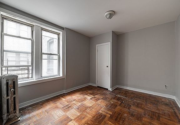 2nd image of 732 E 21st St #2A