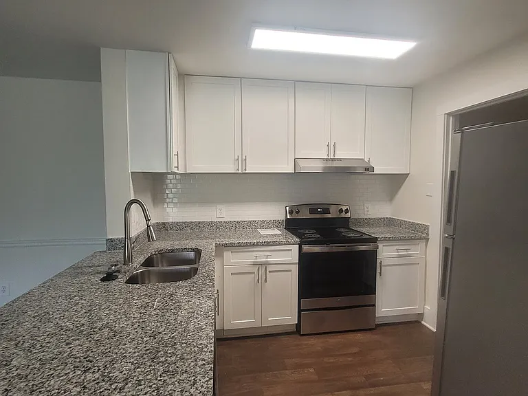 Wesley Place Apartments at Lawrenceville — Photo 283