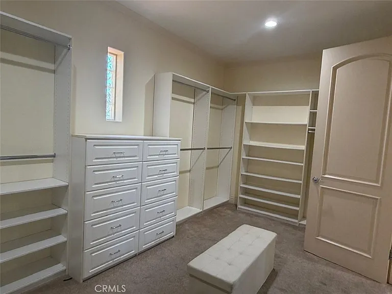 5717 Melvin Ave — Photo 2