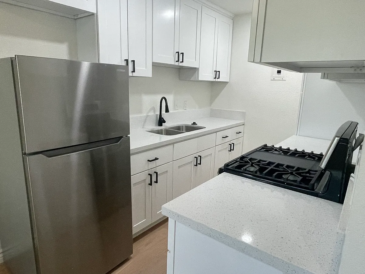 Building Photo - 3733 Durfee Ave #6