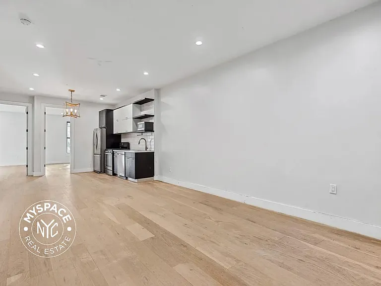 86 Clinton Ave #2 — Photo 7