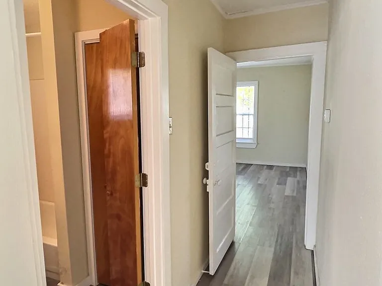 1505 Bowen Ave — Photo 5