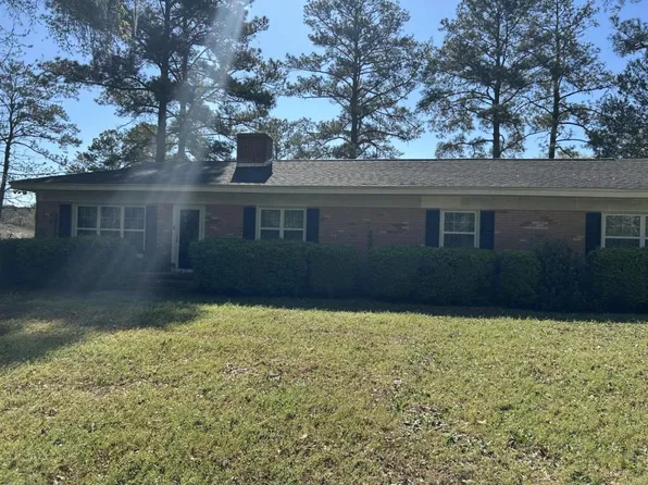 120 James St, Darlington, SC 29532