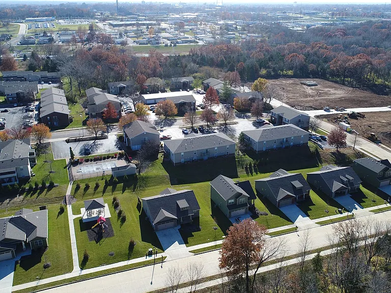 Manor Homes — Photo 93