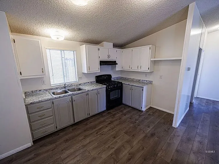 801 W Ward Ave #9A — Photo 3