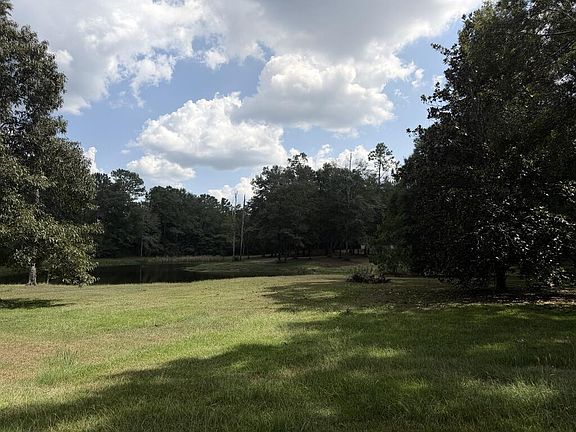 5th image of 455 Spur Line Rd