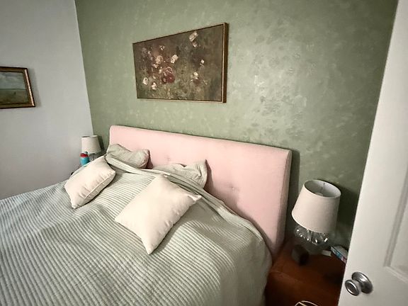 5th image of 149 Park Dr APT 21