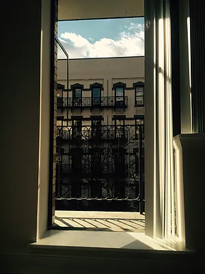 Rented by Metropolis Real Estate of Manhattan | media 27