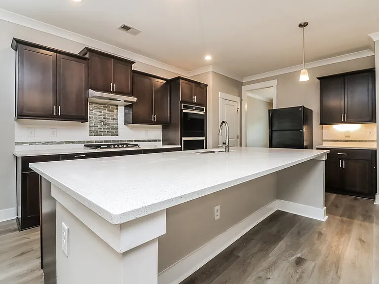 2501 Kolb Manor Cir SW — Photo 10