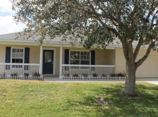 575 Amber Ln, Cocoa, FL 32926
