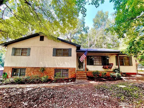 144 Sequoyah Cir, Canton, GA 30115