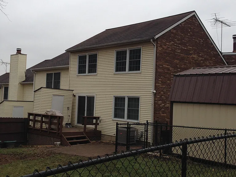 30 Clayburne Blvd — Photo 21