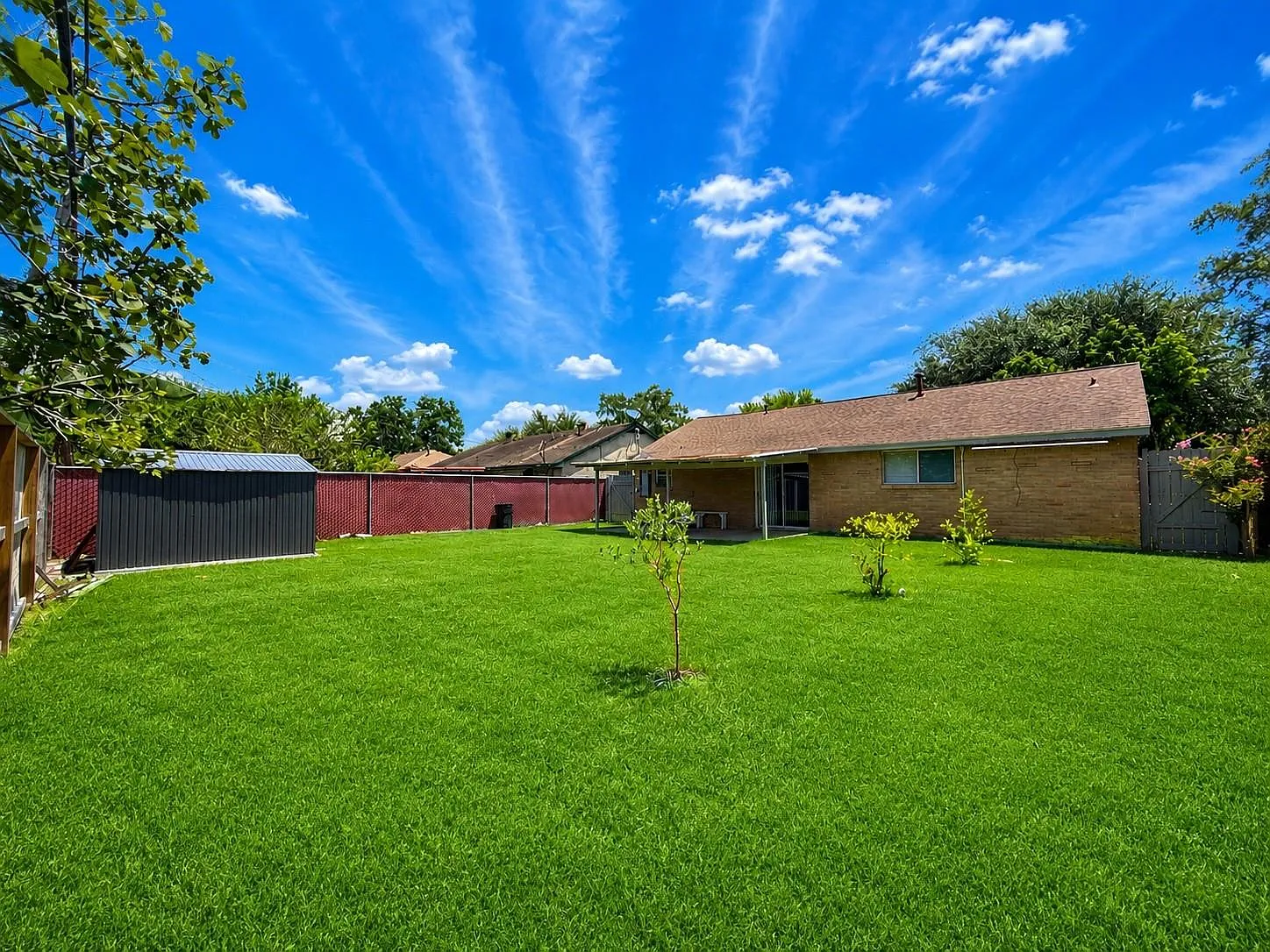 3 bed, 1.5 bath, 1082 sqft, $1,700 — Photo 2