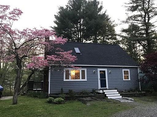 2nd image of 272 Upton St
