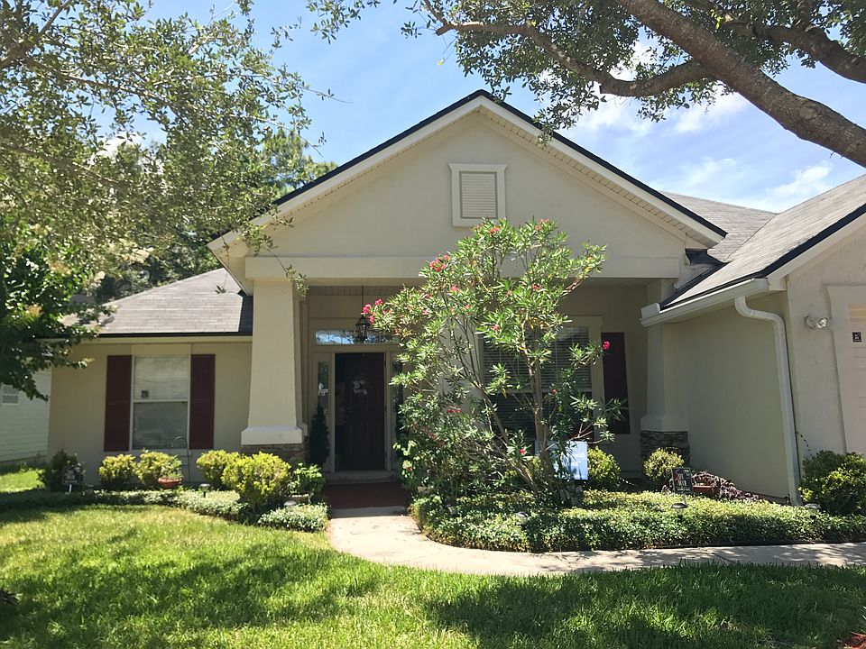 1st image of 302 Southern Rose Dr