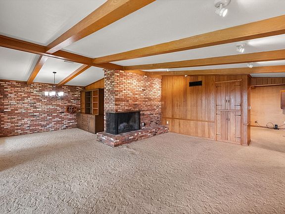 4th image of 6113 Valleyview Dr