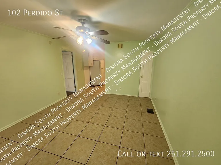 102 Perdido St — Photo 10