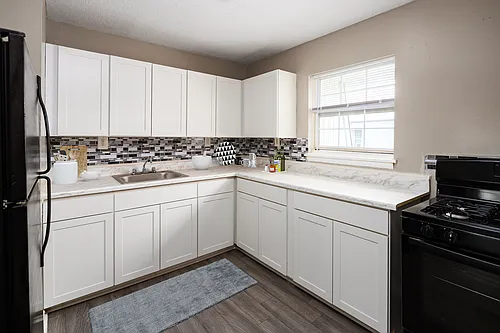 Lanier Terrace Apartments Photo 1