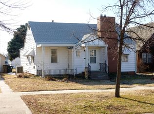 369 W 5th St, Hoisington, KS 67544