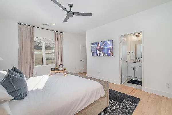 1699 Lischey Ave — Photo 33