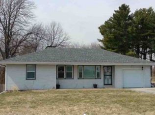 121 N Pinkerton Rd, Hanna City, IL 61536