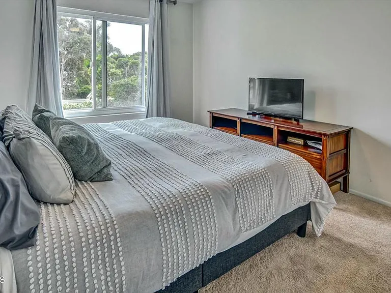 508 Village Rd — Photo 22