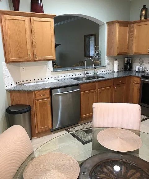 9600 Roundstone Cir — Photo 3
