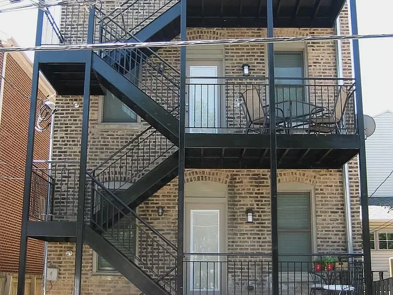 Rear balcony