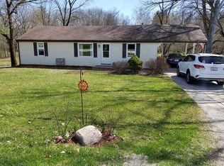 4372 Spaulding Orchard Rd, Springfield, IL 62711