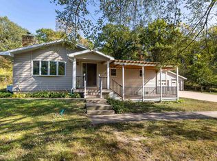 151 N Blackjack Rd, Galena, IL 61036