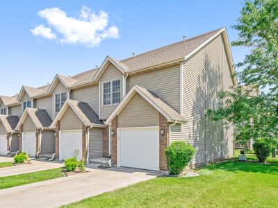 640 S Peace Rd #7, Sycamore, IL, 60178