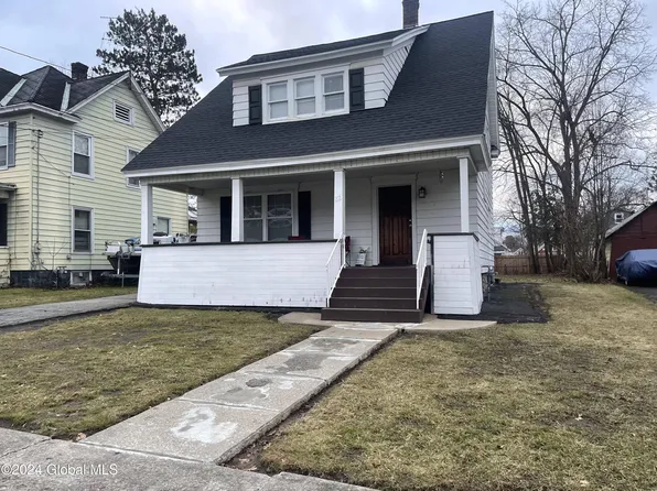 22 Pearl Street, Gloversville, NY 12078