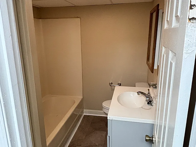 146 S Jackson St #7 — Photo 8