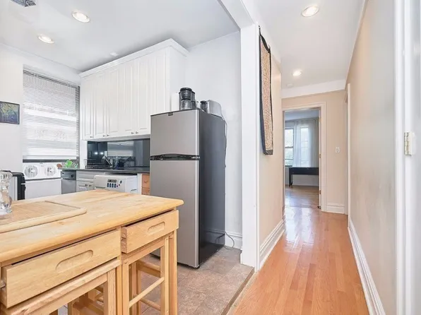 700 Riverside Drive image 10 of 15