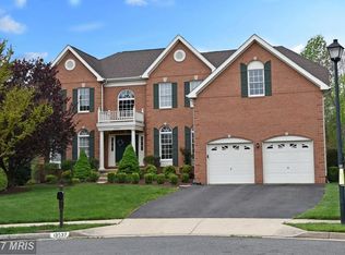 13537 Heathrow Ln, Centreville, VA 20120