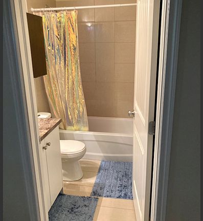 4th image of 11716 123rd St NW
